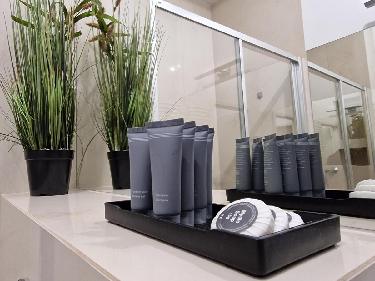 Microhotels Fabryczna 17 Zielona Góra Kültér fotó